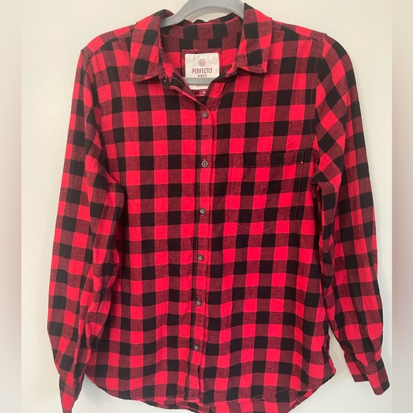 SO Black and Red Plaid Flannel Button Down - Picture 1 of 8